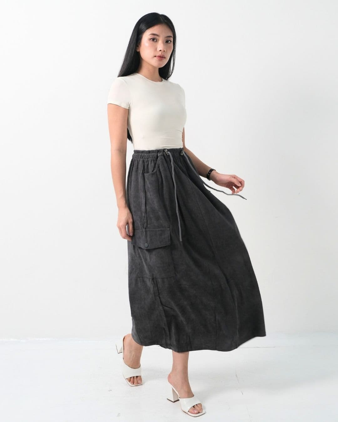 Viella Long Corduroy Cargo Skirt Jumbo