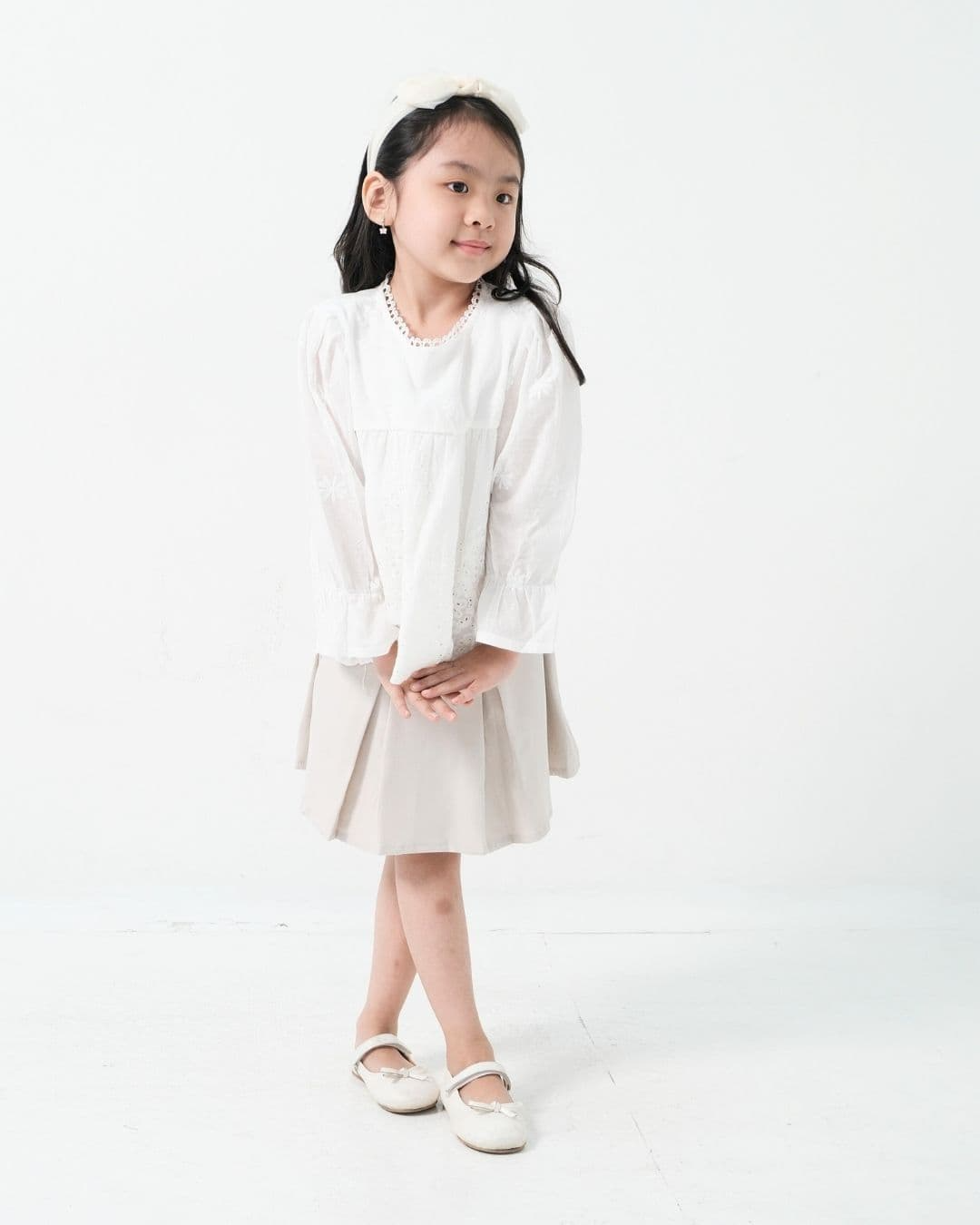 Ruelle Cotton Lace Top Long Sleeve