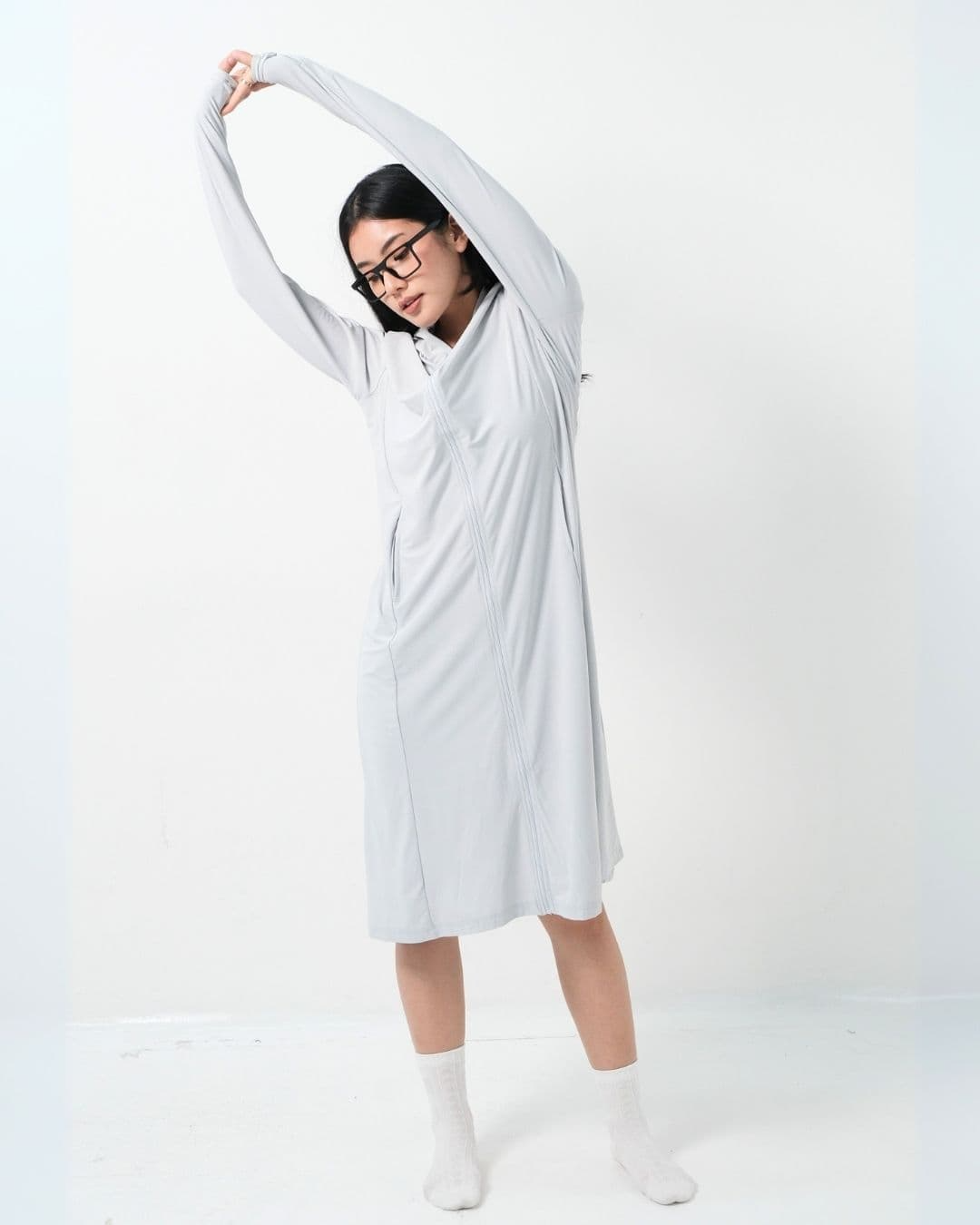 Avrylla UV Long Hoodie Dress